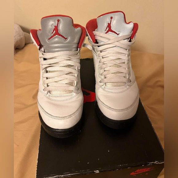 Jordan 5 fire - Picture 2 of 4